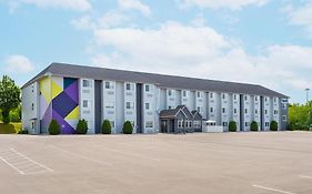 Spark By Hilton Clarion
